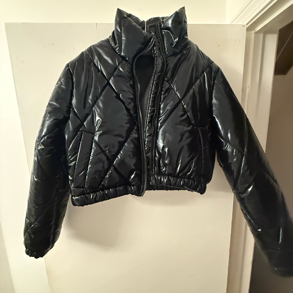 Women’s Black puffer jacket